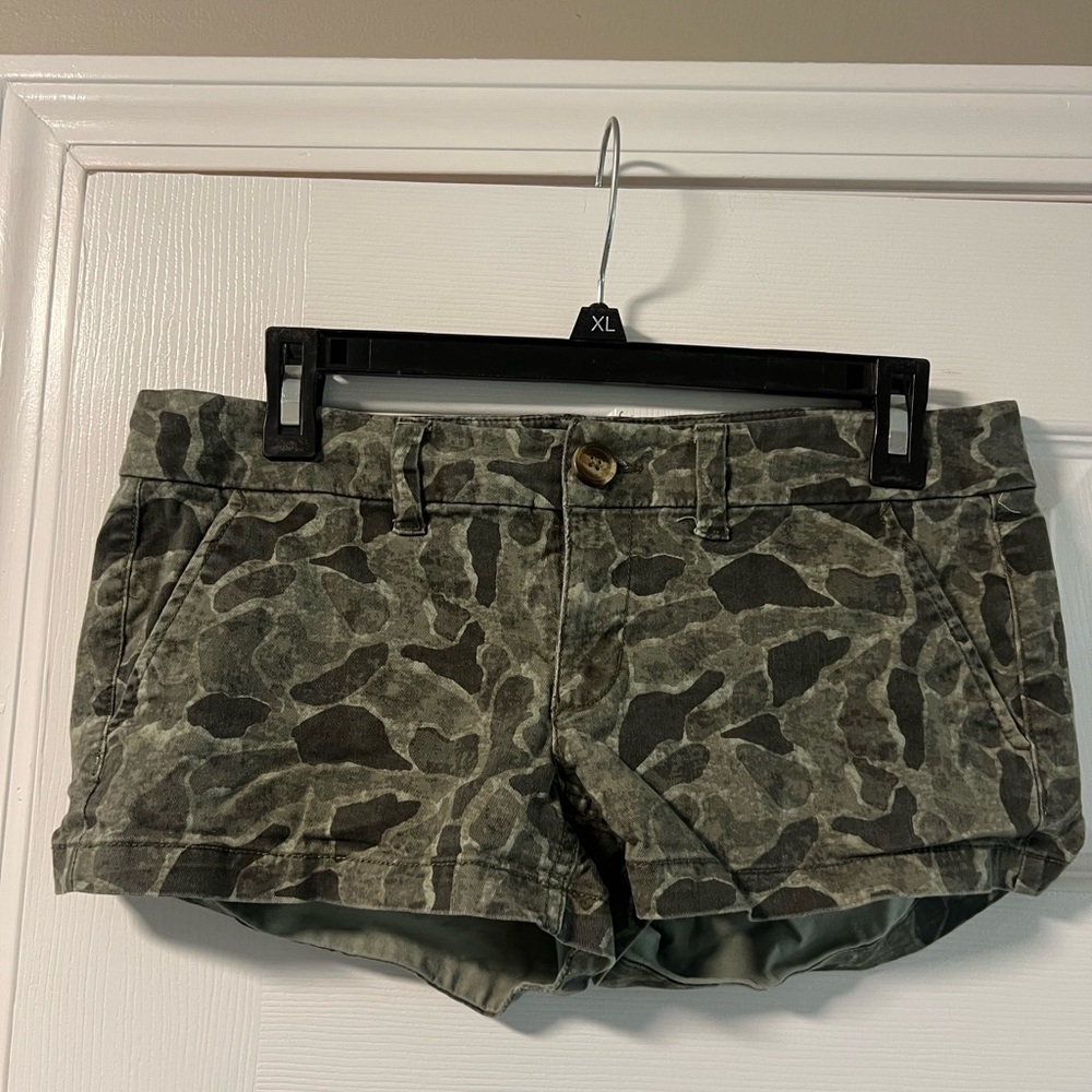 American Eagle Camo Green Women's Shorts